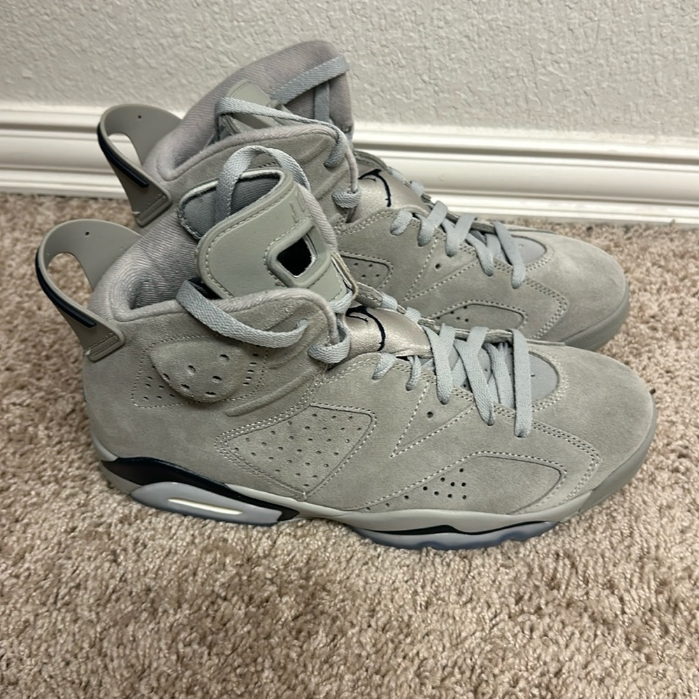 Air Jordan Retro 6, Size 9 Men’s
